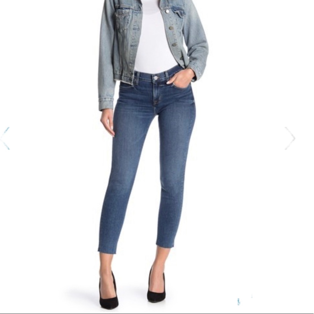 Hudson Midrise Natalie Super Skinny Raw Edge  
27